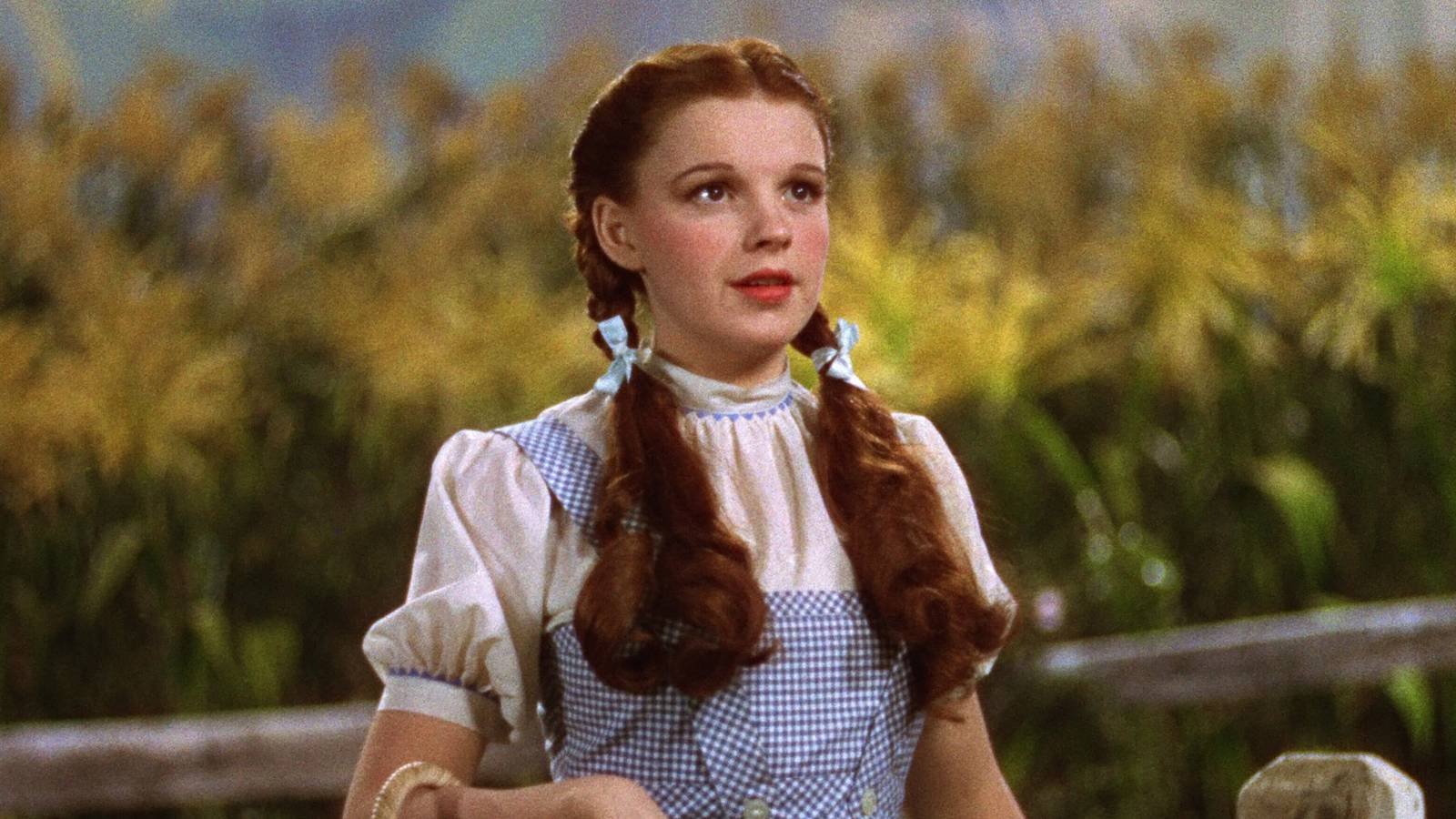 Dorothy holding a basket in the Wizard of Oz