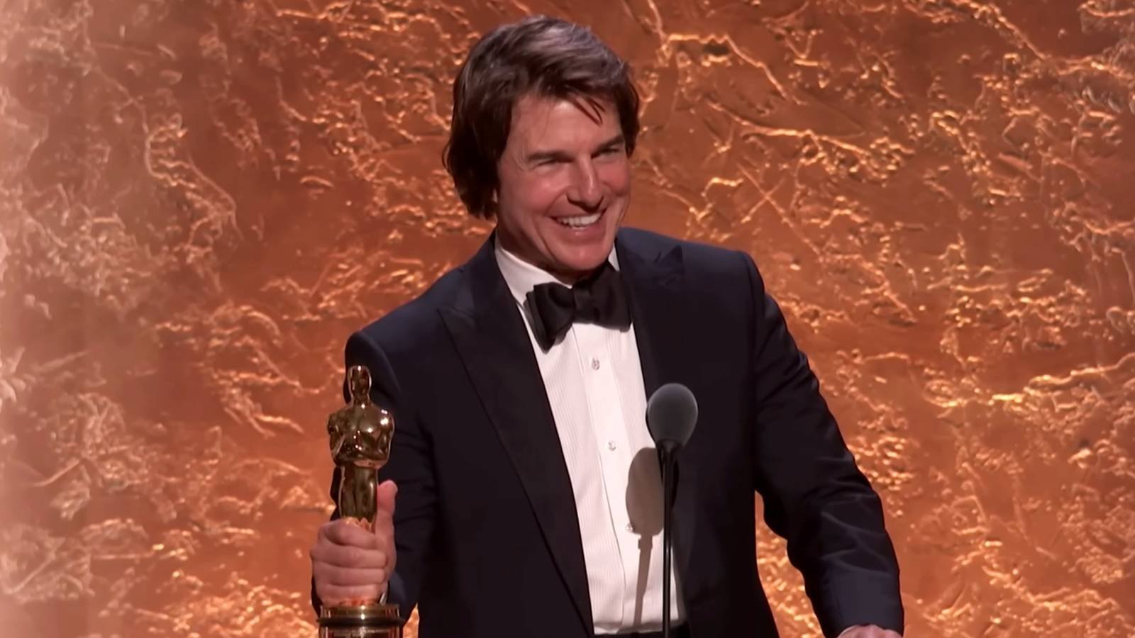 Tom Cruise with his Honorary Oscar