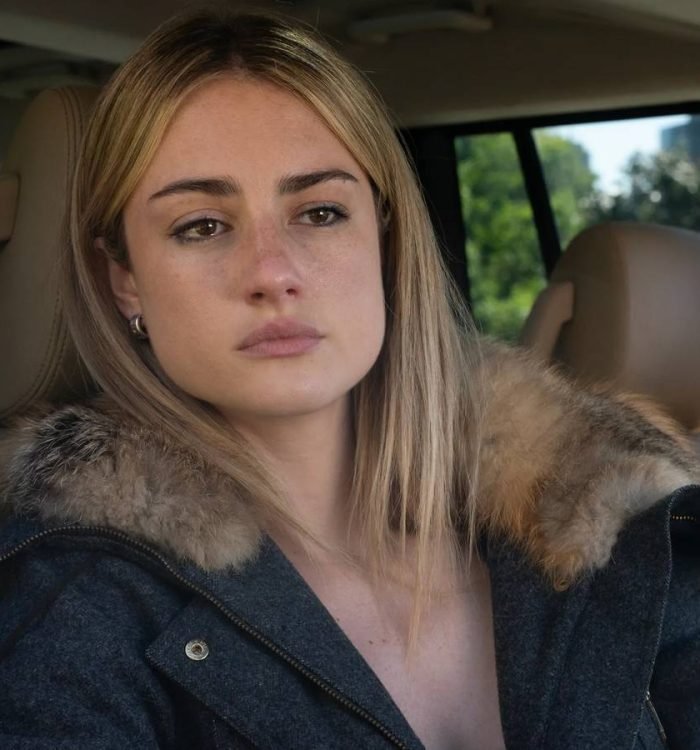 Lucy looking sad in the Tell Me Lies season 3 finale